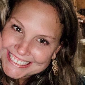 Meet your Posher, Ashlie